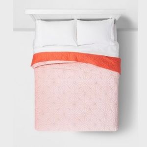 COPY - Pillowfort for Target f/q quilt with 2 sha…